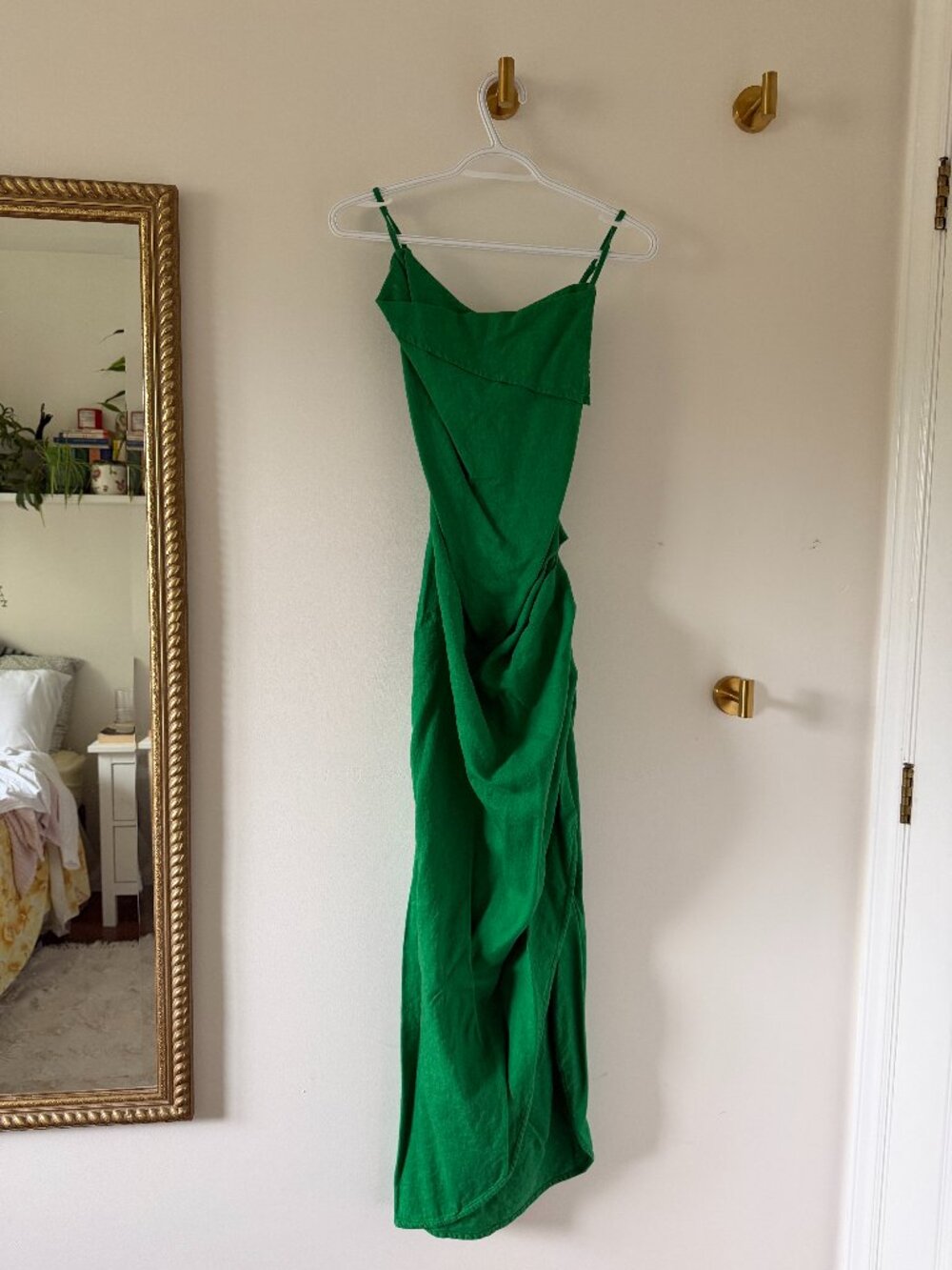 Linen green dress